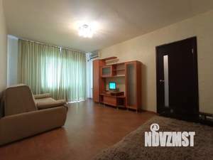 1-к квартира, посуточно, 35м2, 14/16 этаж