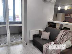 Студия квартира, посуточно, 40м2, 9/12 этаж