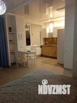 Студия квартира, посуточно, 31м2, 15/18 этаж