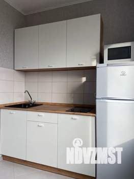 1-к квартира, посуточно, 35м2, 7/16 этаж