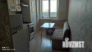 Студия квартира, посуточно, 38м2, 9/9 этаж