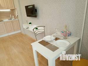 Студия квартира, посуточно, 35м2, 2/9 этаж