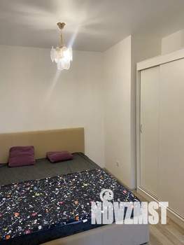 Студия квартира, посуточно, 25м2, 1/9 этаж