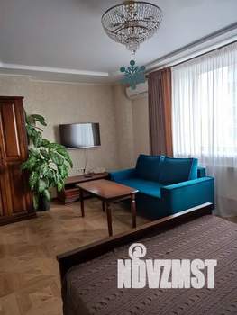 2-к квартира, посуточно, 54м2, 2/18 этаж