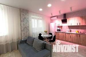 1-к квартира, посуточно, 42м2, 5/17 этаж