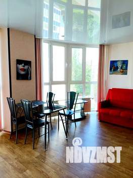 Студия квартира, посуточно, 40м2, 4/10 этаж