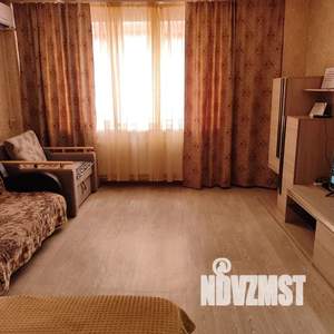 1-к квартира, посуточно, 53м2, 3/10 этаж