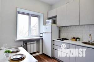 1-к квартира, посуточно, 38м2, 5/5 этаж