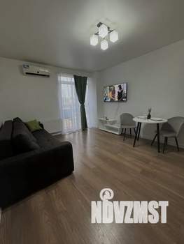 Студия квартира, посуточно, 30м2, 2/10 этаж
