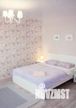 1-к квартира, посуточно, 40м2, 15/18 этаж