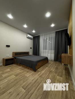 1-к квартира, посуточно, 42м2, 9/9 этаж