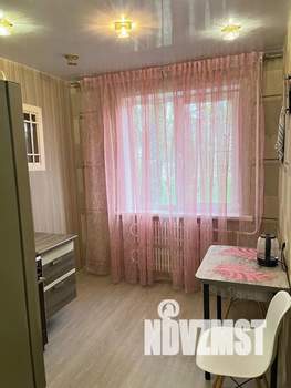 2-к квартира, посуточно, 50м2, 1/9 этаж