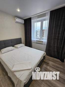 2-к квартира, посуточно, 38м2, 3/5 этаж