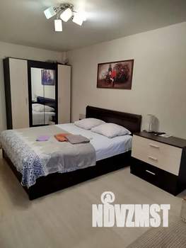 1-к квартира, посуточно, 32м2, 4/5 этаж