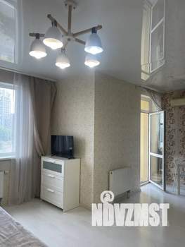 Студия квартира, посуточно, 33м2, 3/24 этаж