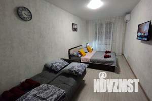 1-к квартира, посуточно, 35м2, 1/4 этаж