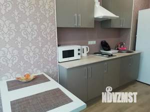 1-к квартира, посуточно, 38м2, 11/20 этаж