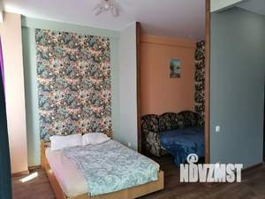 Студия квартира, посуточно, 36м2, 2/19 этаж