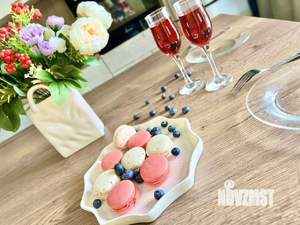 Студия квартира, посуточно, 40м2, 8/10 этаж