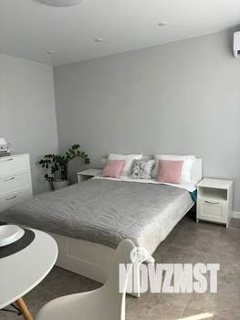 Студия квартира, посуточно, 28м2, 5/5 этаж