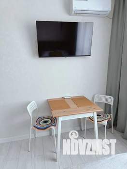 Студия квартира, посуточно, 23м2, 18/22 этаж