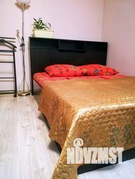 Студия квартира, посуточно, 33м2, 1/5 этаж