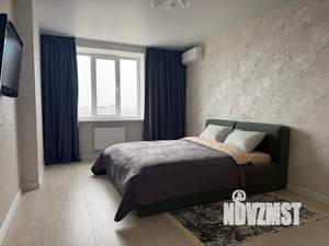 1-к квартира, посуточно, 39м2, 14/17 этаж