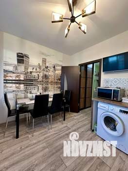 1-к квартира, посуточно, 40м2, 11/18 этаж