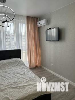 Студия квартира, посуточно, 40м2, 20/20 этаж