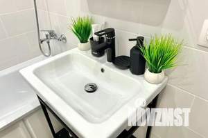 2-к квартира, посуточно, 45м2, 3/16 этаж