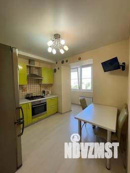 1-к квартира, посуточно, 38м2, 5/9 этаж