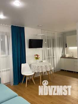 Студия квартира, посуточно, 33м2, 2/9 этаж