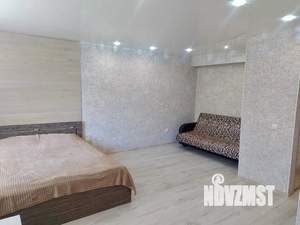 Студия квартира, посуточно, 32м2, 2/5 этаж