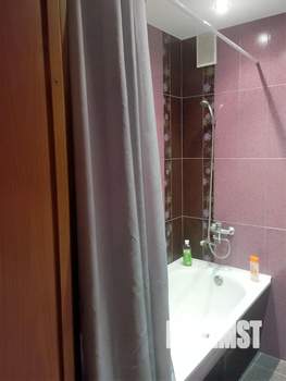 1-к квартира, посуточно, 48м2, 4/10 этаж