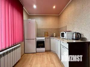 3-к квартира, посуточно, 72м2, 1/16 этаж