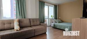 Студия квартира, посуточно, 37м2, 2/19 этаж