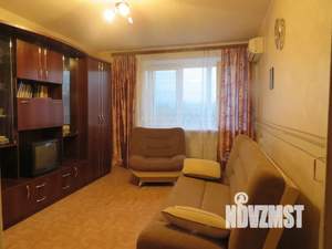 1-к квартира, посуточно, 35м2, 4/9 этаж