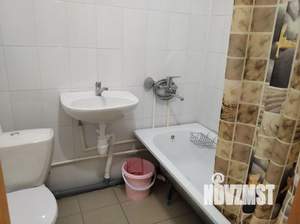 1-к квартира, посуточно, 40м2, 3/3 этаж