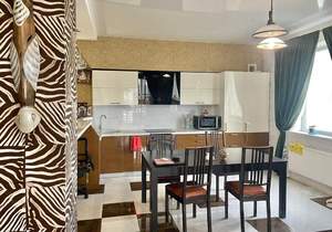 3-к квартира, на длительный срок, 140м2, 13/17 этаж
