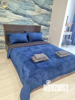 Студия квартира, посуточно, 35м2, 14/23 этаж