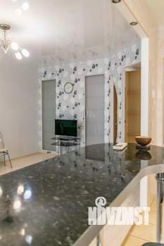 2-к квартира, посуточно, 52м2, 1/1 этаж