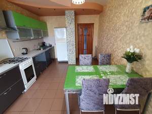 2-к квартира, посуточно, 75м2, 3/9 этаж