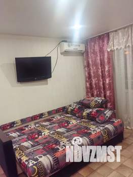 2-к квартира, посуточно, 40м2, 3/5 этаж