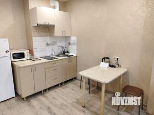 Студия квартира, посуточно, 38м2, 4/19 этаж