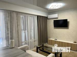 Студия квартира, посуточно, 35м2, 16/20 этаж