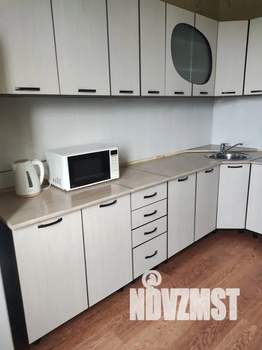 Студия квартира, посуточно, 65м2, 14/22 этаж