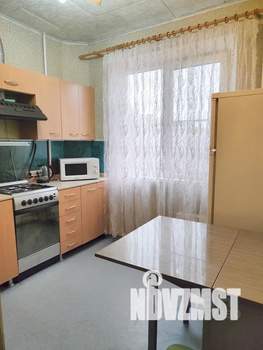 1-к квартира, посуточно, 35м2, 6/9 этаж