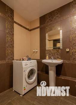 Студия квартира, посуточно, 37м2, 3/5 этаж