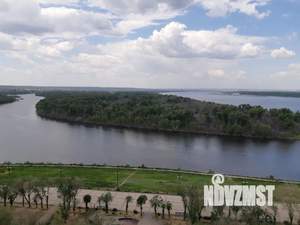 Студия квартира, посуточно, 35м2, 16/20 этаж