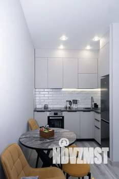 1-к квартира, посуточно, 40м2, 13/19 этаж